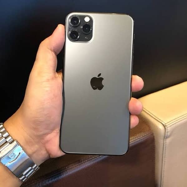 iphone 11 pro max with box 0