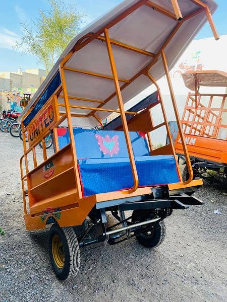 9 Seater Rickshaw Body 1