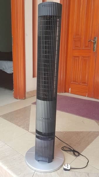 Tower Fan With Air Purifier 1