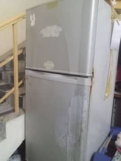 dowlnace ki fridge ha bilkul ok ha  kisi kism ka msla ni ha