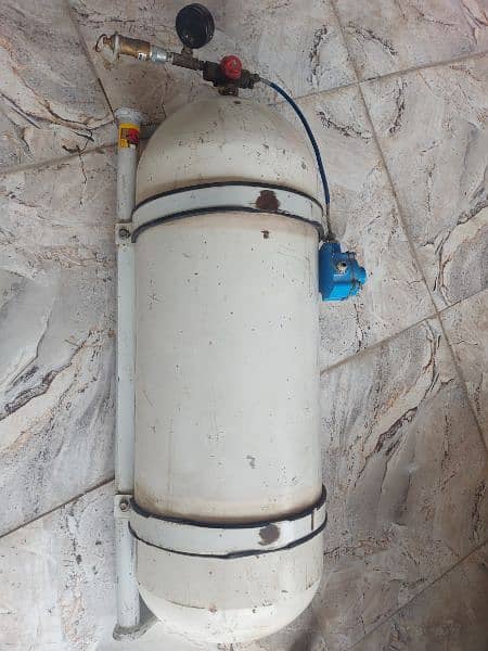 55 kg Original Faber CNG tank with stand. 1