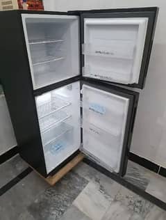 HAIER REFRIGERATOR E 246 For sale in new condition