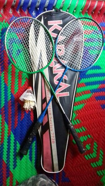 Badminton racket used mai hai 1