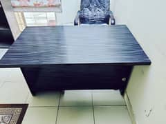 office tables for employees