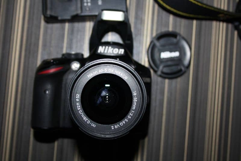 Nikon D3200 DSLR Camera with 18-55mm Lens - Excellent Condition** 2