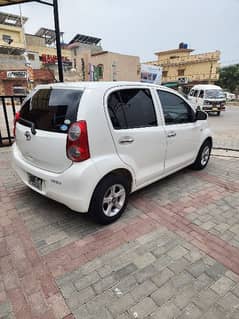 Toyota Passo 2012