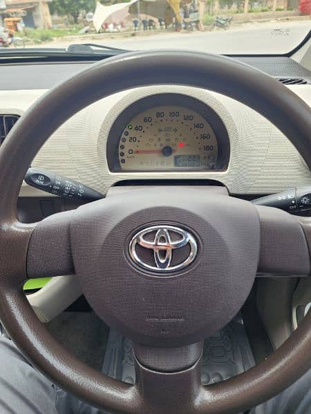 Toyota Passo 2012 5