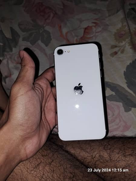 IPhone SE 2020 jv 64gb storage 2