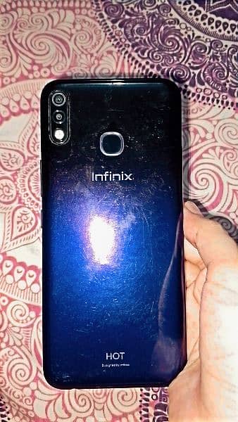 Infinix Hot 8 Lite 9