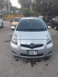 Toyota Vitz 2010