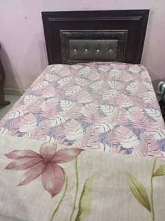 Single bed with mattress 0