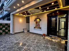 BRAND NEW 10 MARLA HOUSE FOR RENT IN VALENCIA TOWN LAHORE