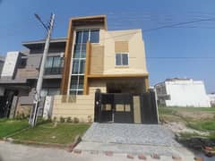 Prime Location 5 Marla House For sale In Garden Town Phase 3 - Block D Gujranwala