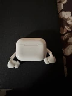 Apple airpods pro 1st generation orignal.