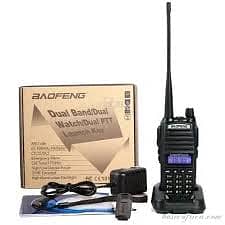 Baofeng Uv 82 dual band walkie talkie