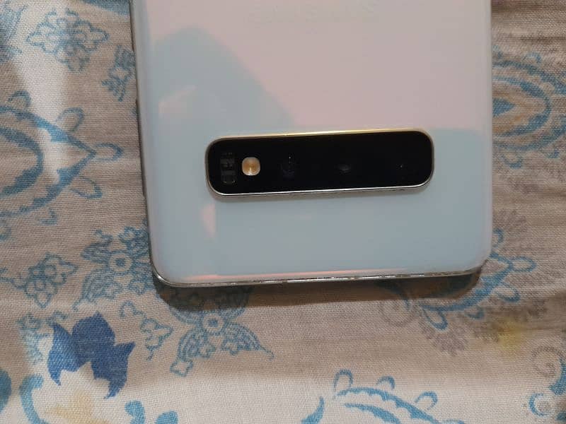 Samsung S10 8gb 128gb 17