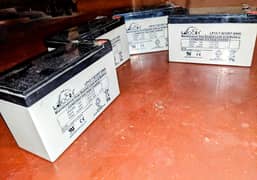 12 Volt dry battery