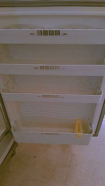 Dawlance Refrigerator for Sale 1