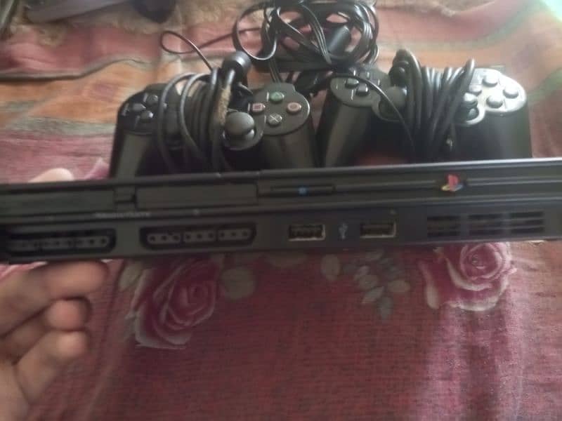 Ps2 Slim with 2 Controllers (negotiable), exchange available 2