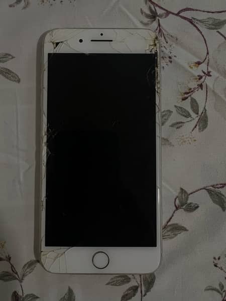 Iphone 8 plus 128 GB (Good working condition) (screen is cracked) 1