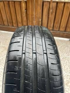 195/65/15 Dunlop Tyre for corolla axio prius civic etc