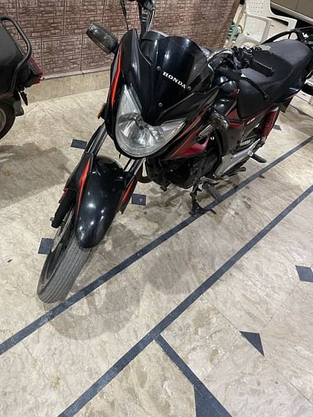 Honda cb 150f 1