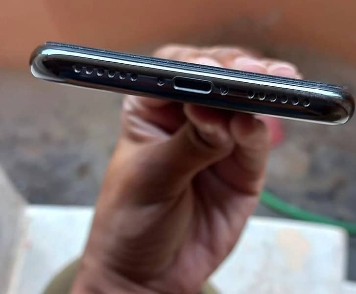 IPHONE X 256 PTA 9