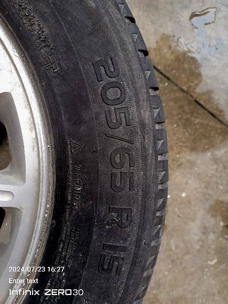 tyre and alloy rims for sale 205/65 R-15 2