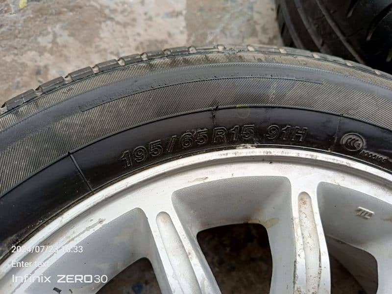 tyre and alloy rims for sale 205/65 R-15 12