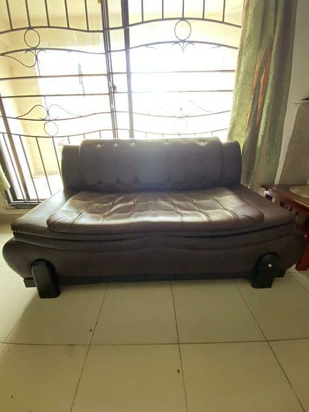 7 seater sofa 0