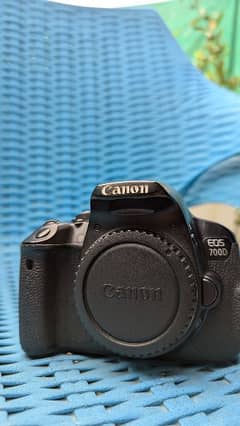 canon 700d with 18.55 mm kit lens