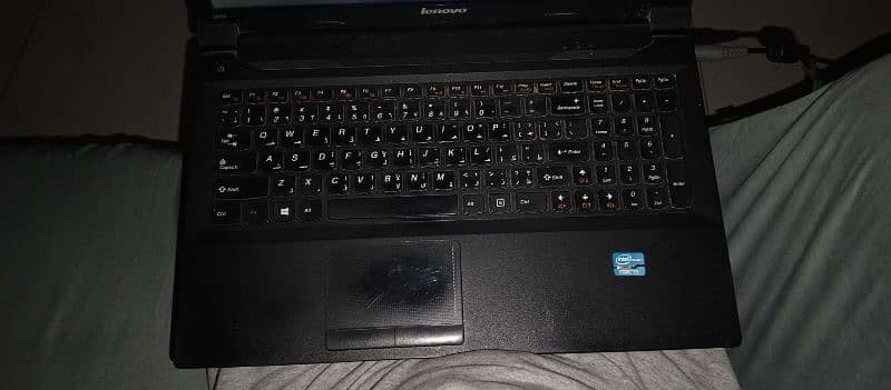 Lenovo B590 6