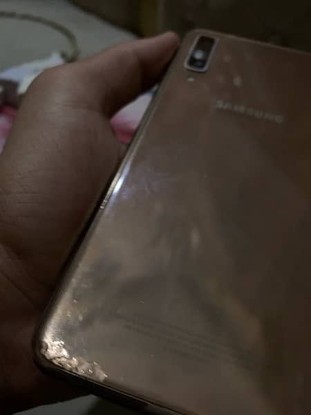 samsung A7 (2018) model 4/128gb 4