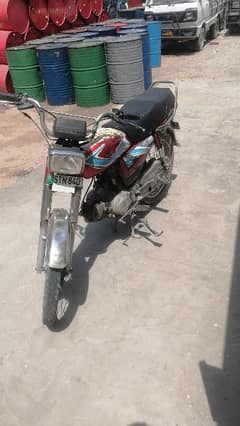 Honda 70 2011 model 03071927419