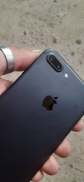 iPhone 7 Plus 2