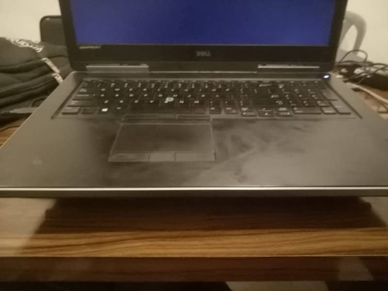 Dell Precision 7710 9