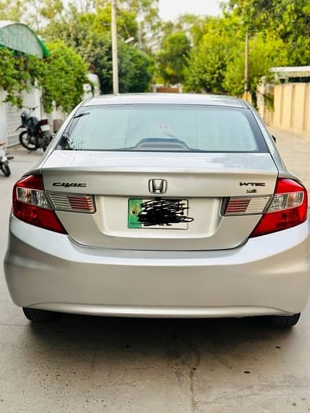 Honda Civic VTi 2014 1