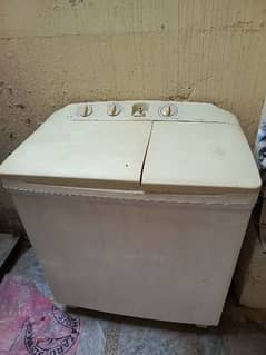 Double tub Washing machine