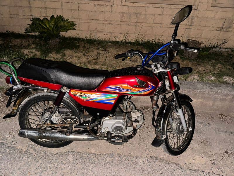 Honda CD 70 IN LUSH CONDITION FOR SALE 4