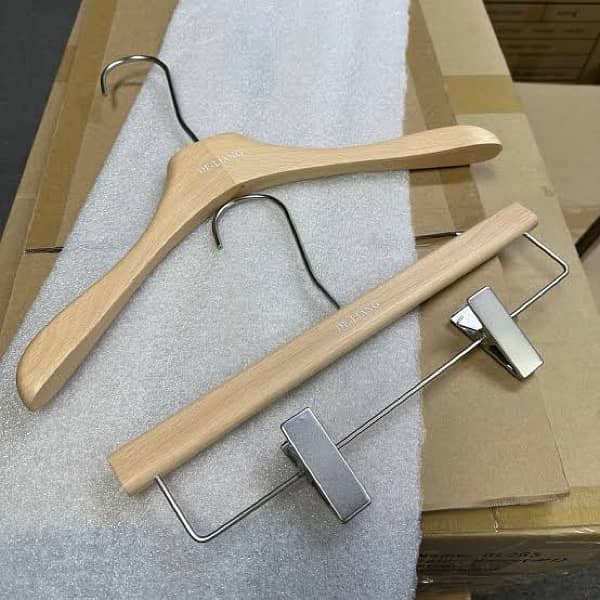 WOODEN HANGERS | HANGERS | BOUTIQUE | NEW | Pro 17