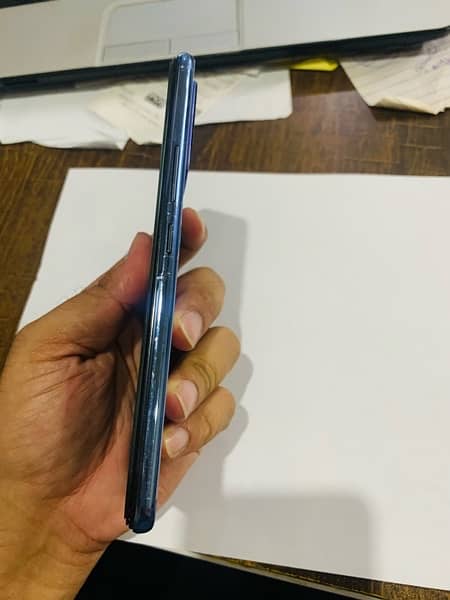 vivo v 21e 4