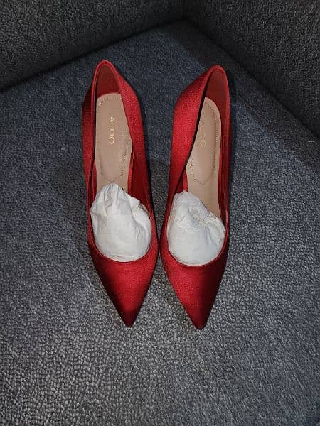 Aldo red satin heels, with box, size 40 5