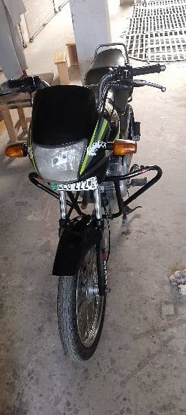 Honda Deluxe for sale in good condition 0