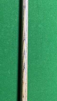 snake-wood snooker cue