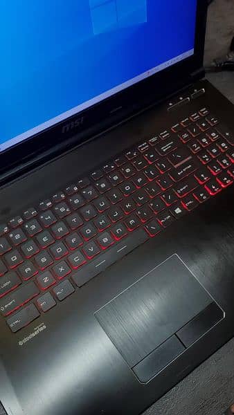 MSI GE72VR GAMING LAPTOP 10