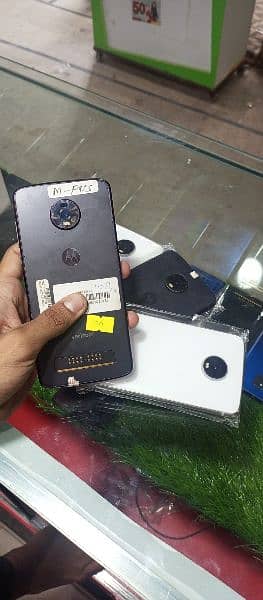 moto z4 (4+128) pta approved new stocks available usa 03186414811 6