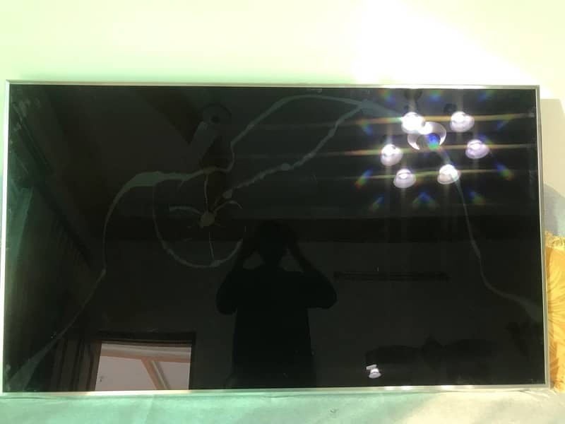 Samsung LED Screen Broken 0