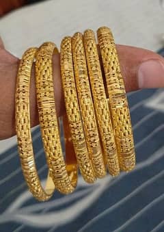 Pure Gold Bangles (4* Chorian & 2 * Karray)