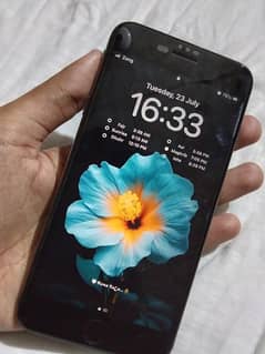 iphone 8plus used PTA approved (40000)