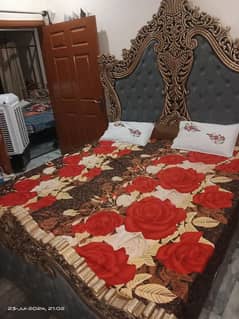 Bed set with dressing table